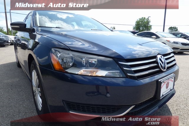 Pre-Owned 2015 Volkswagen Passat 1.8T Wolfsburg Edition 4D Sedan in ...